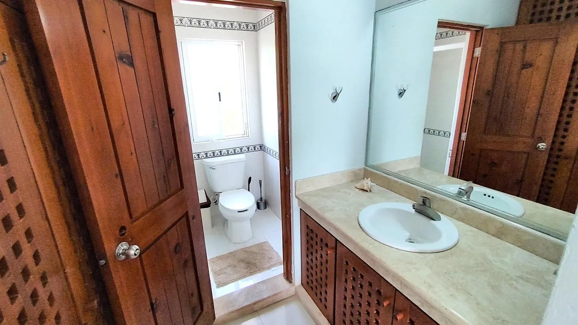 Homestay Private Rooms In A Hotel-Type Apartment - Super Located Puerto Aventuras Mexico