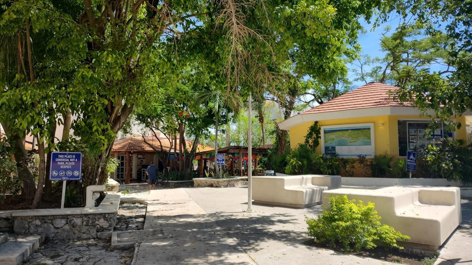 Private Rooms In A Hotel-Type Apartment - Super Located Puerto Aventuras